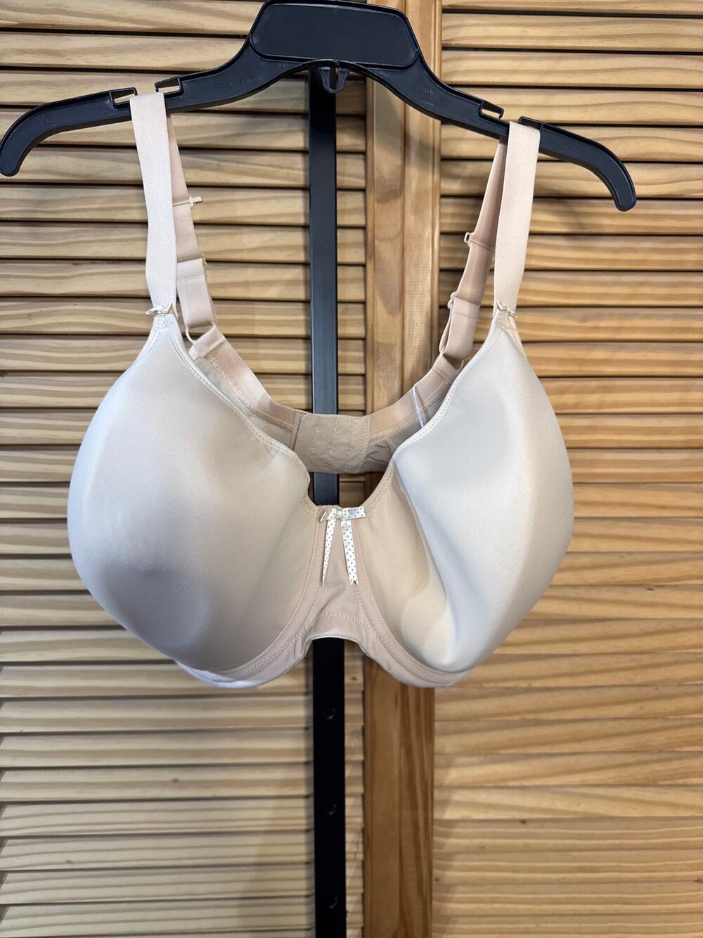 NWT Elomi Nude Beige Smooth Molded Full Figure Underwire Bra Womens Size 38K